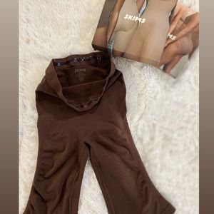 SKIMS Sculpting Short Above The Knee